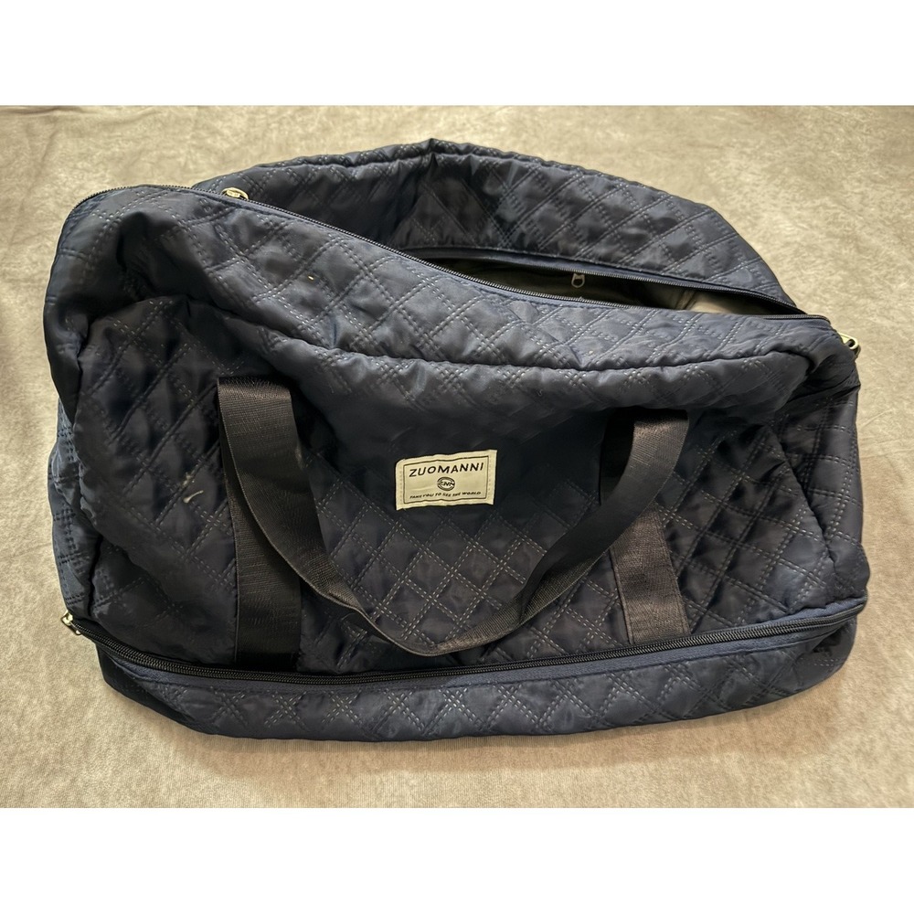 ZUOMANNI Navy Blue Quilted Nylon Duffle Bag 33" Zip Closure Unisex Adult